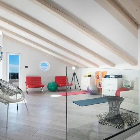 아파트 In Riviera Olla 메덜린